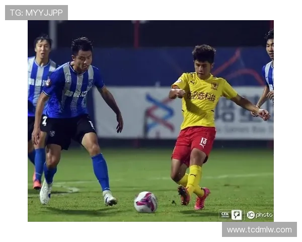 武汉羽毛球队奋勇拼搏的荣耀之路与邀请赛精彩瞬间回顾